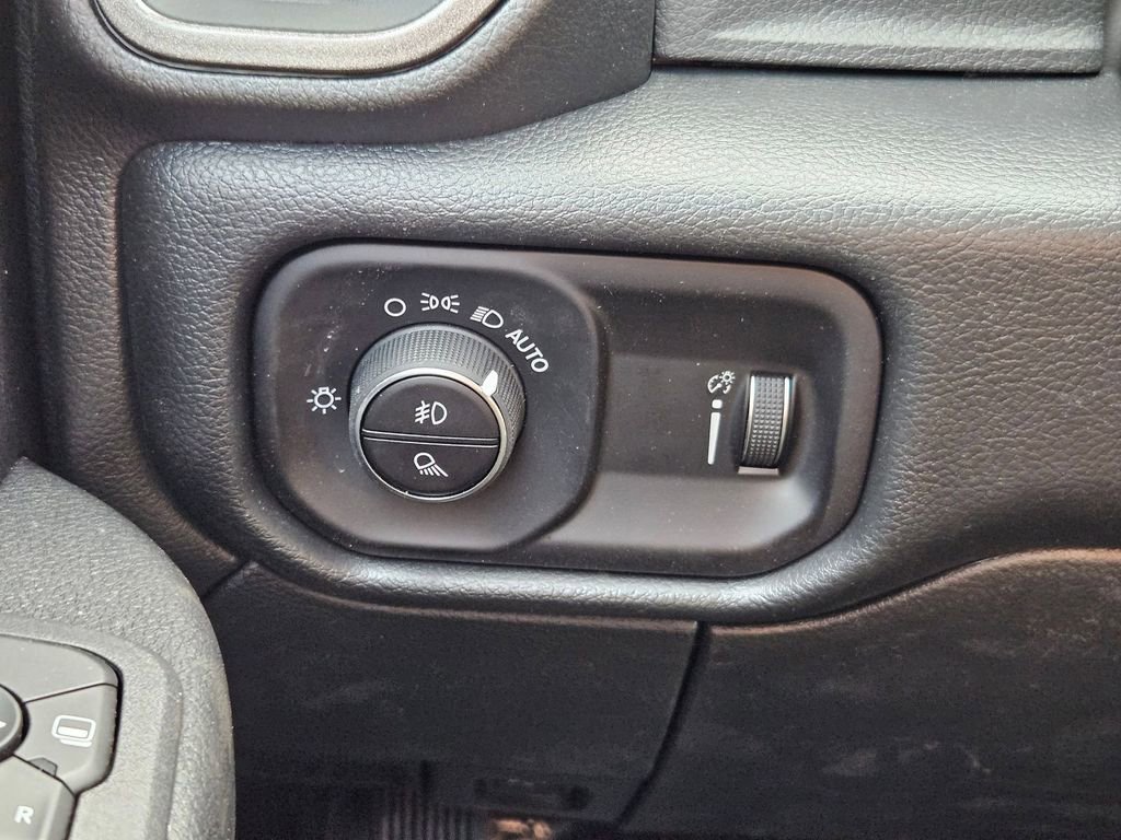 New 2026 RAM 3500 Tradesman AWD/4WD image 18