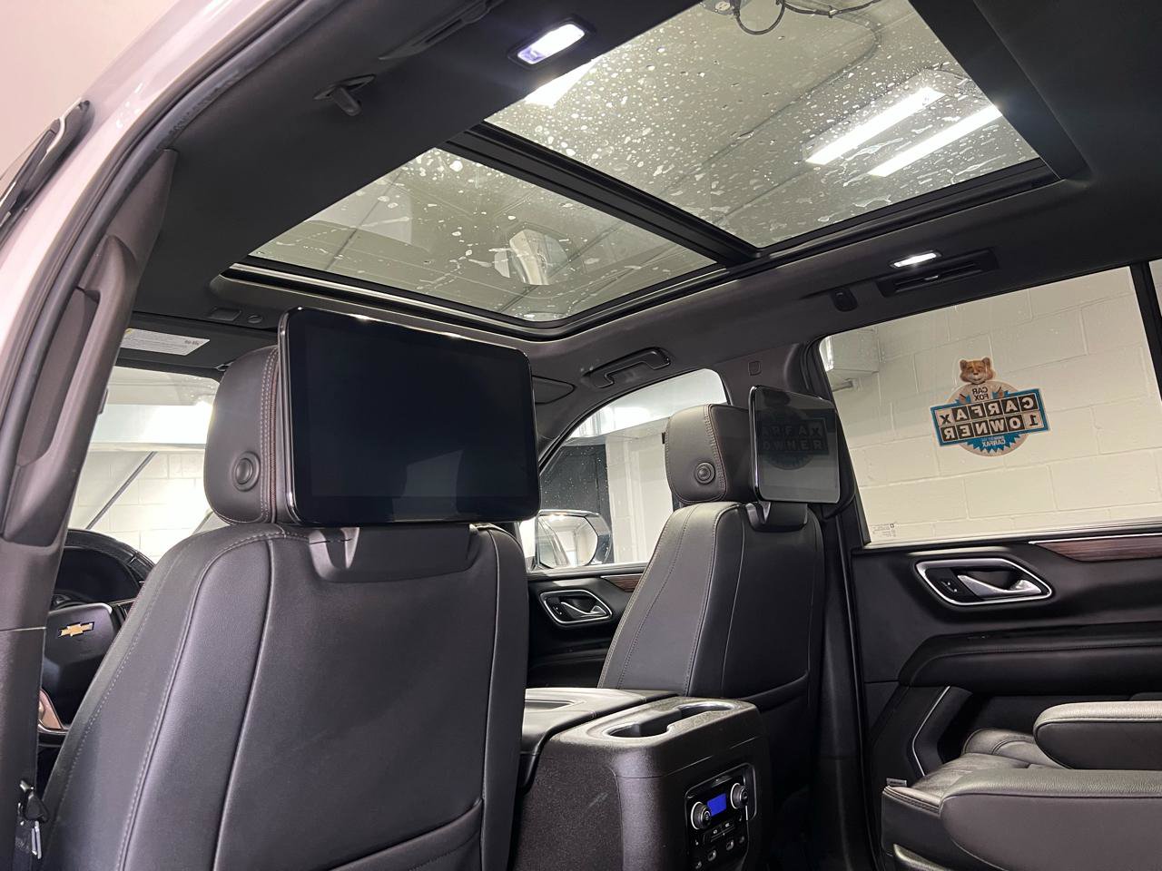 Used 2021 Chevrolet Tahoe High Country AWD/4WD image 19