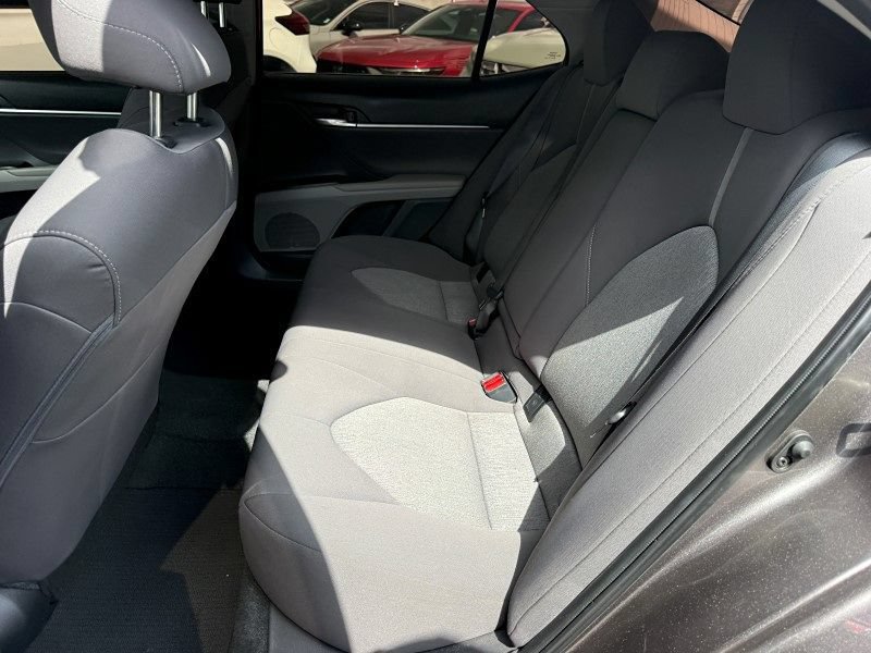 Used 2023 Toyota Camry LE FWD image 14