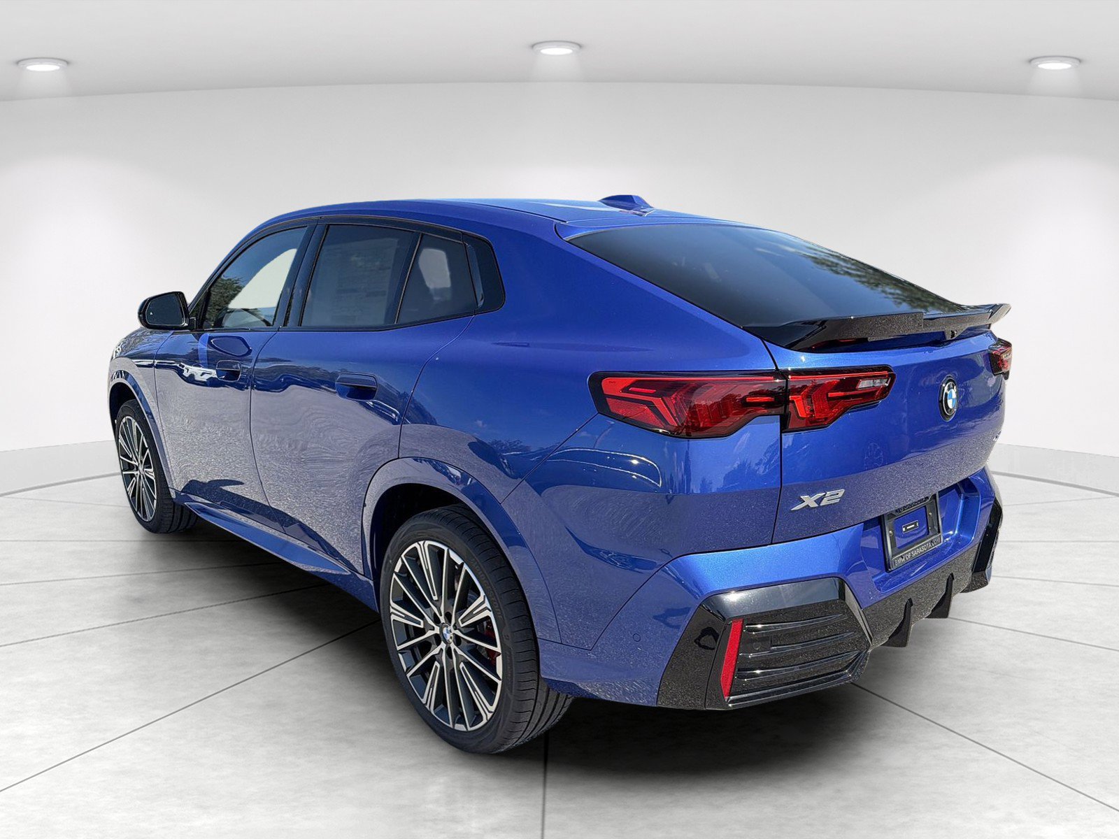 New 2027 BMW X2 xDrive28i w/ Technology Package AWD/4WD image 6