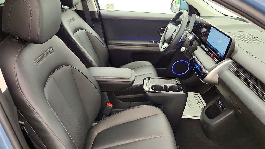 Used 2025 Hyundai Ioniq 5 Limited AWD/4WD image 25