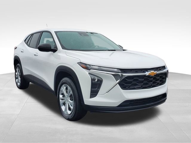 Certified 2024 Chevrolet Trax LS w/ Driver Confidence Package image 7