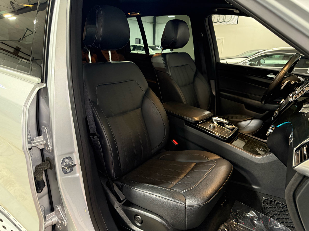 Used 2019 Mercedes-Benz GLS 450 4MATIC w/ Premium 1 Package image 25