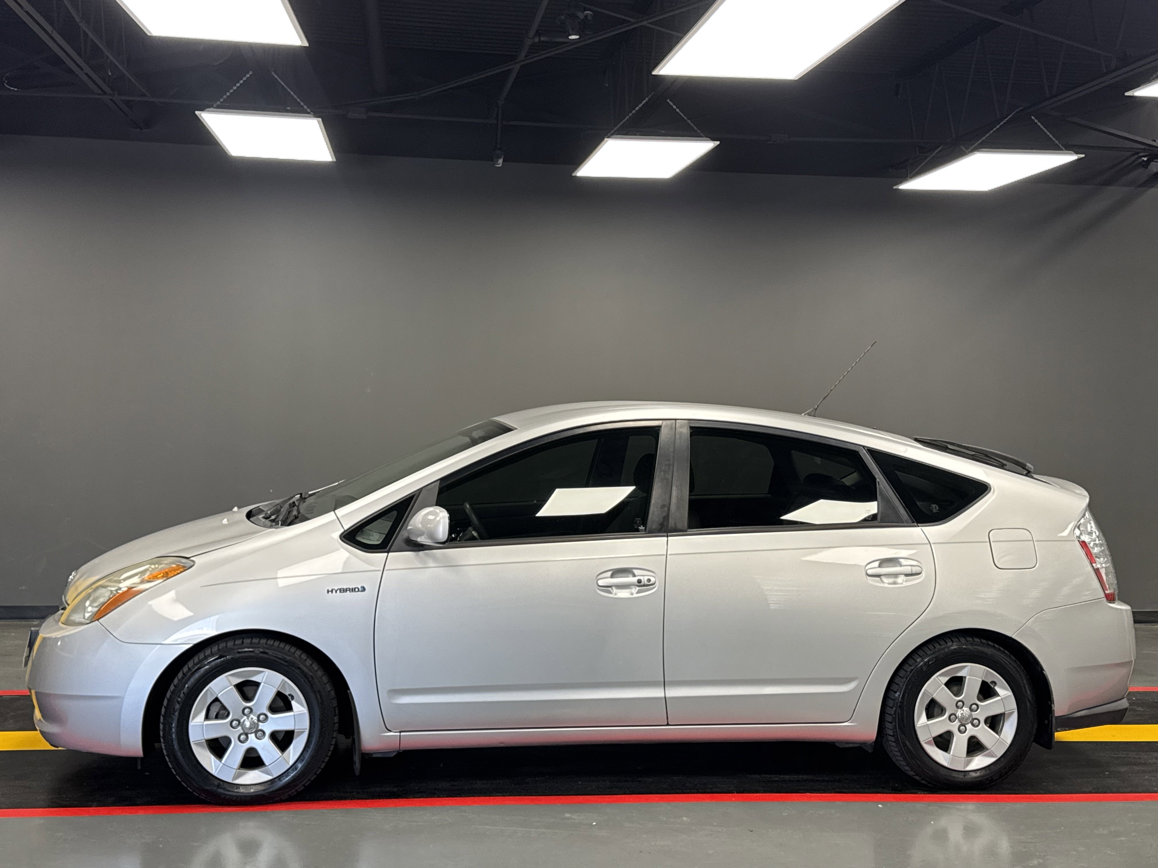 Used 2006 Toyota Prius image 3