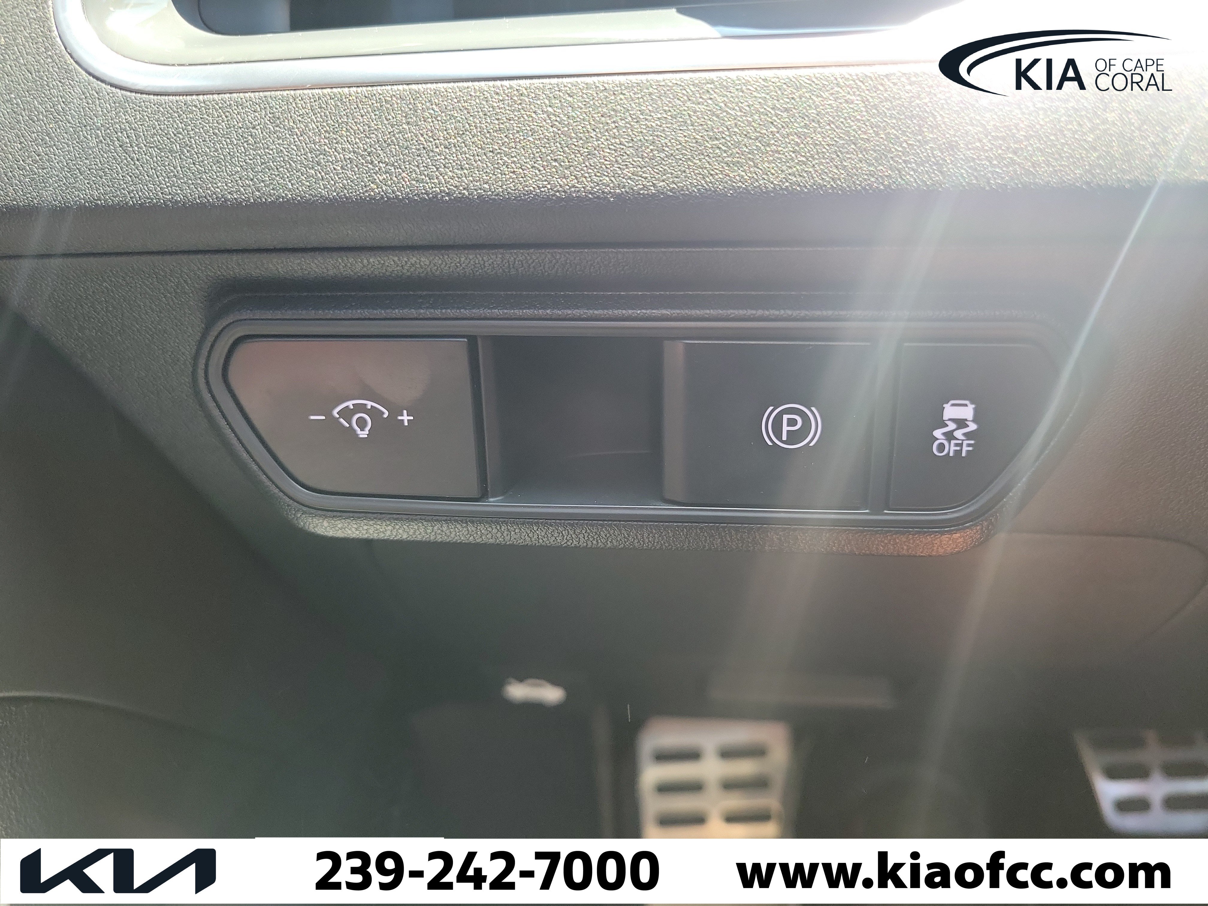 Certified 2025 Kia K4 GT-Line Turbo FWD image 27