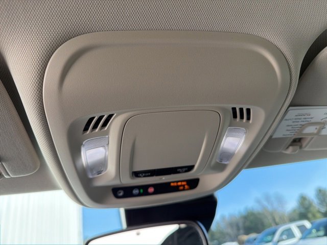 Used 2023 Buick Envision Preferred image 22