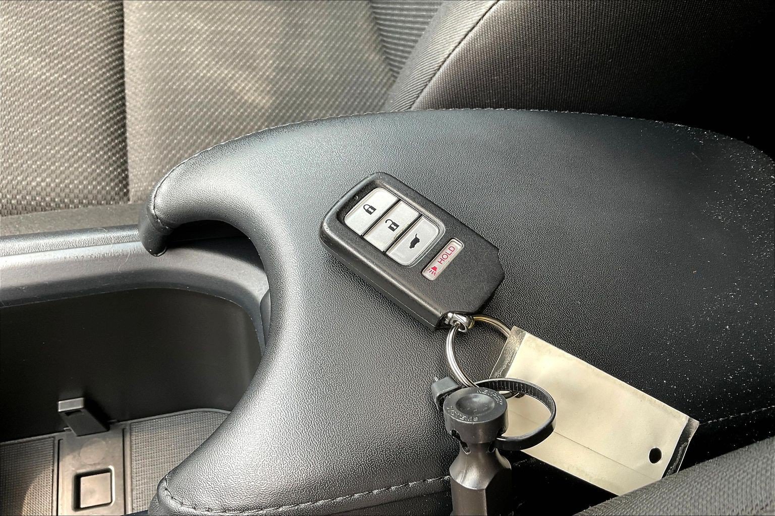 Used 2016 Honda HR-V EX image 34