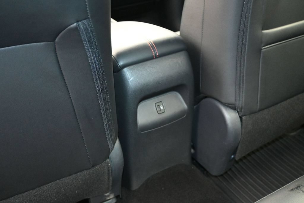 Used 2025 Nissan Sentra SR w/ SR Premium Package FWD image 18