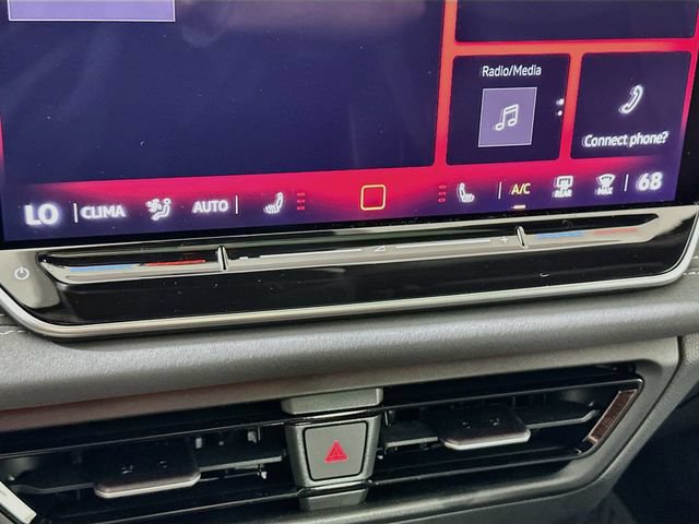 Certified 2025 Volkswagen Tiguan SE R-Line AWD/4WD image 15