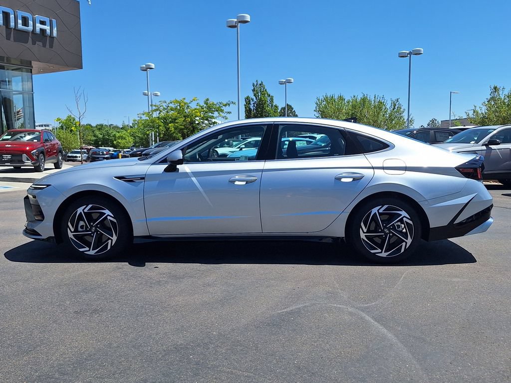 New 2025 Hyundai Sonata SEL FWD image 6