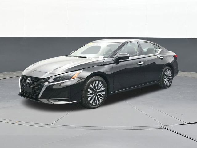 Used 2024 Nissan Altima 2.5 SV image 5