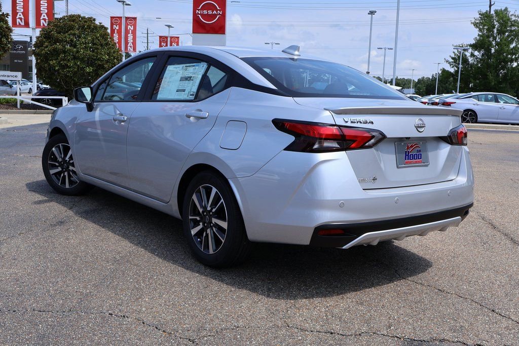 New 2025 Nissan Versa SV w/ Trunk Package image 2