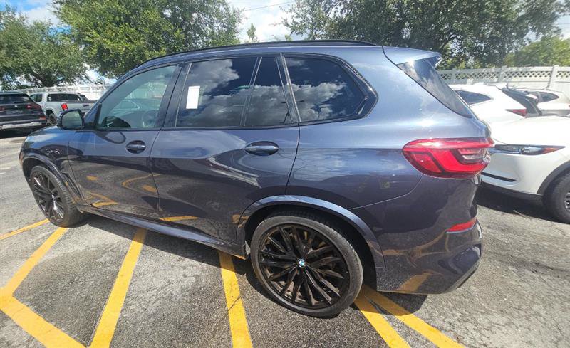 Used 2020 BMW X5 M50i w/ Executive Package AWD/4WD image 13