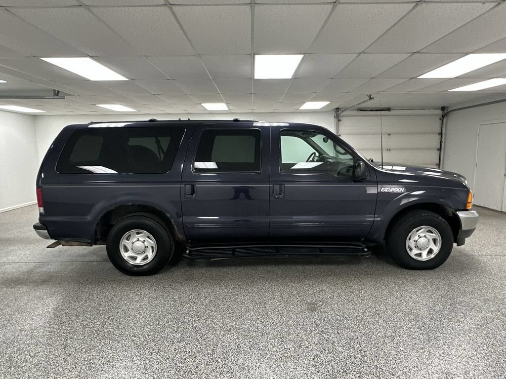 Used 2000 Ford Excursion XLT RWD image 9