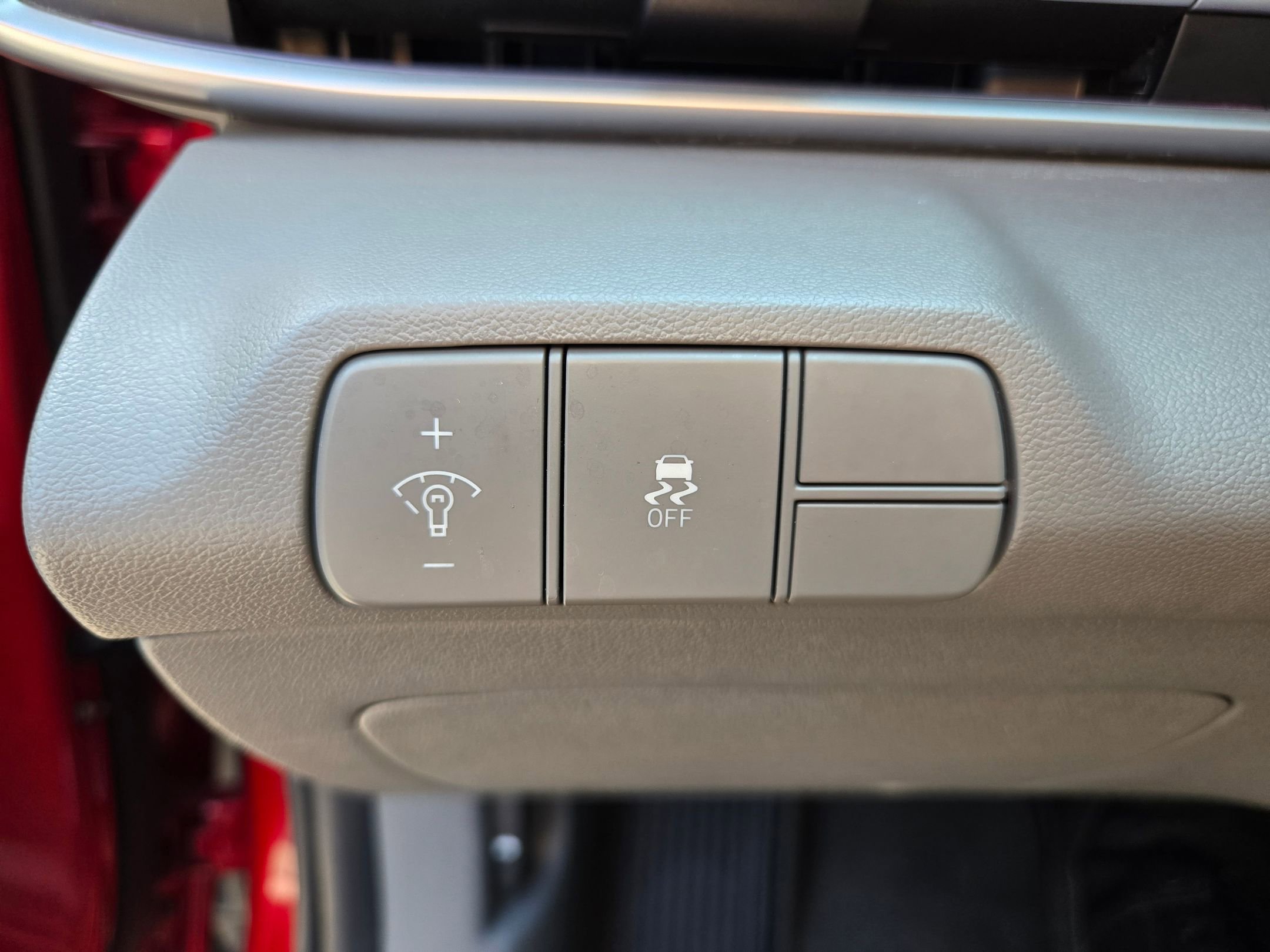 Used 2024 Hyundai Elantra SEL FWD image 25