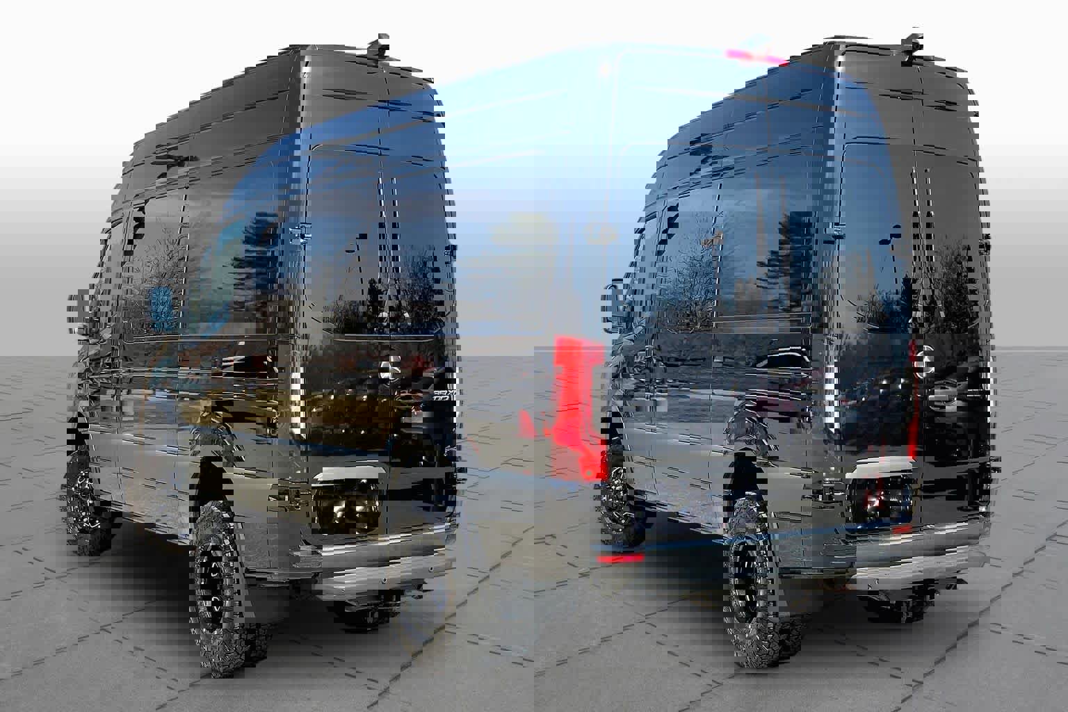 Used 2022 Mercedes-Benz Sprinter 3500 image 12