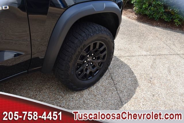 Used 2024 Chevrolet Colorado Trail Boss w/ Advanced Trailering Package AWD/4WD image 12