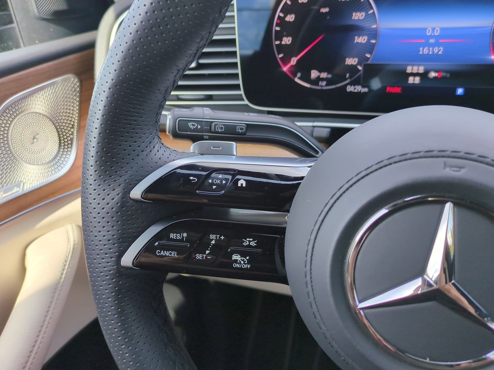 Used 2025 Mercedes-Benz GLS 450 4MATIC image 19