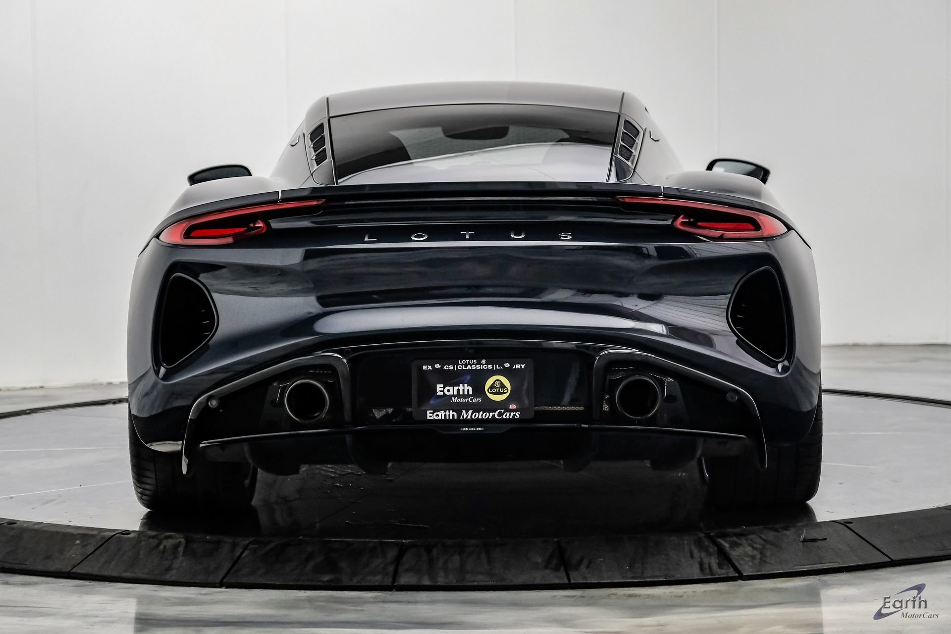 Used 2024 Lotus Emira First Edition image 15