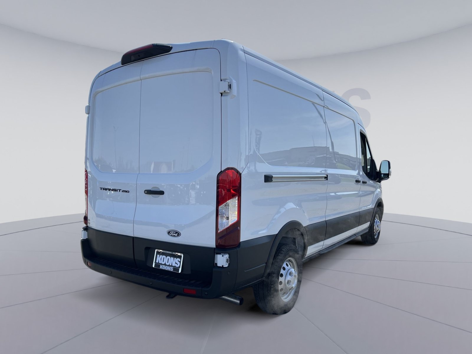 New 2026 Ford Transit 250 148 Medium Roof w/ Load Area Protection Package RWD image 7