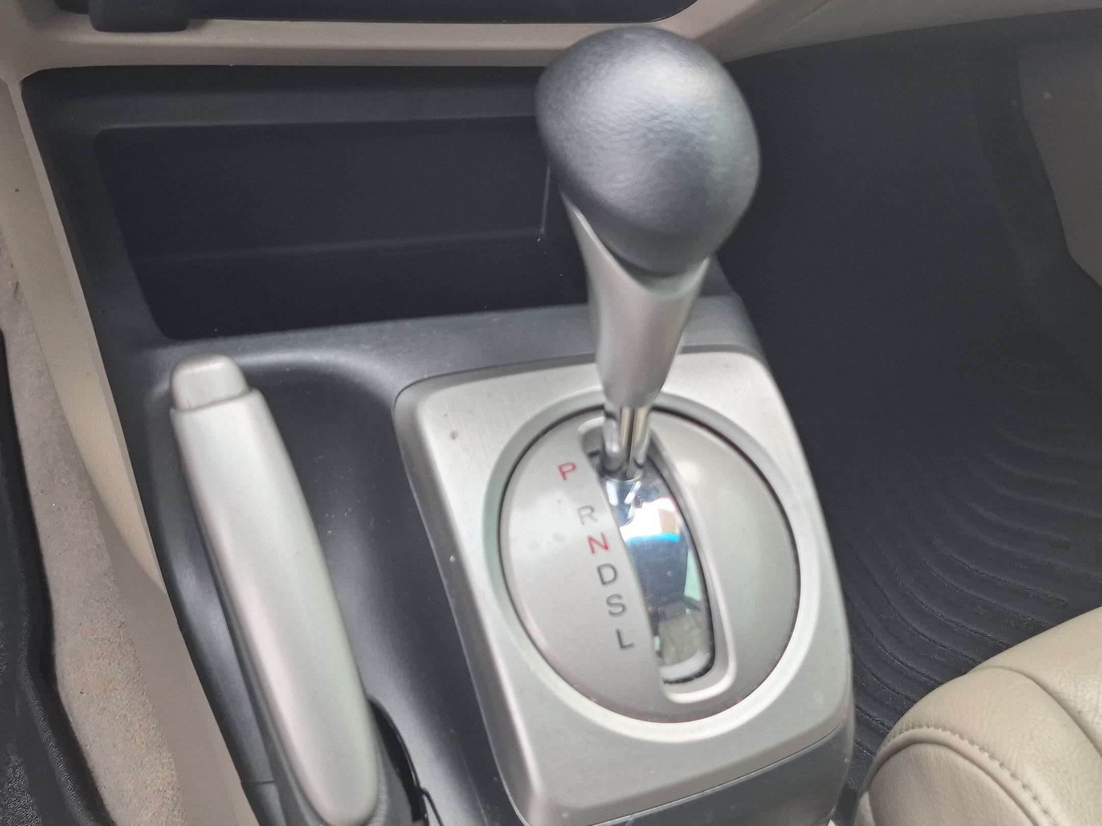 Used 2010 Honda Civic Hybrid Sedan image 17