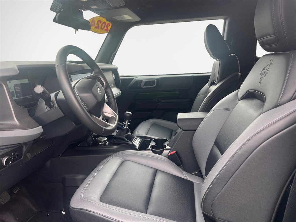 Used 2024 Ford Bronco Black Diamond image 12