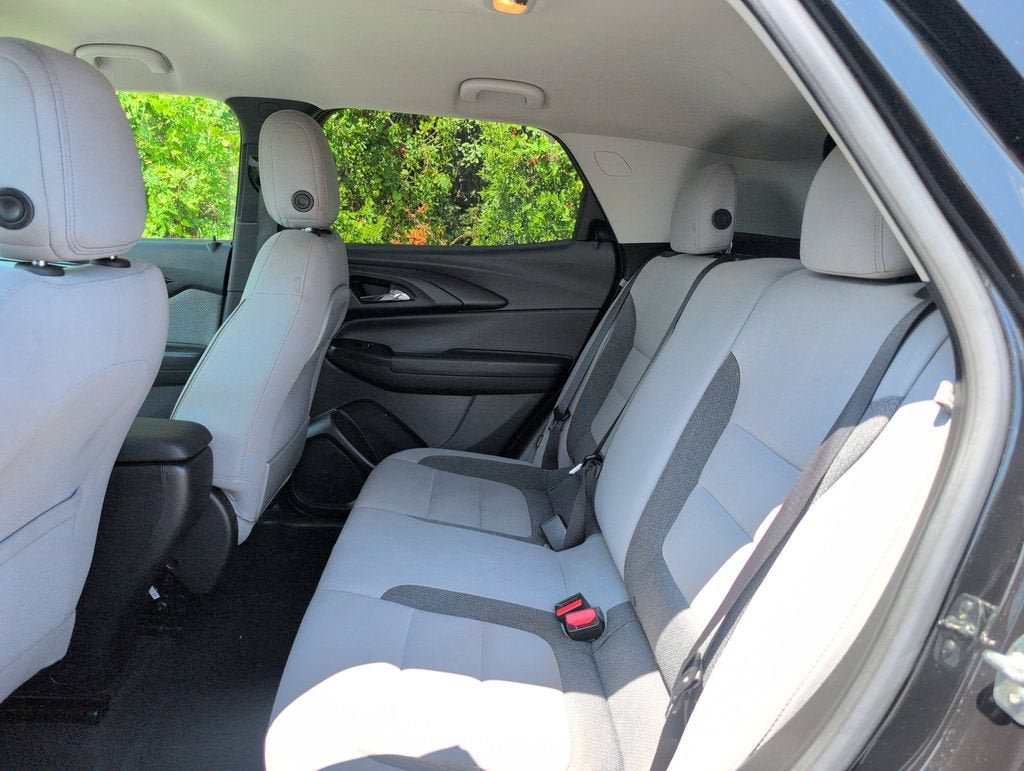 Used 2024 Chevrolet TrailBlazer LT FWD image 34