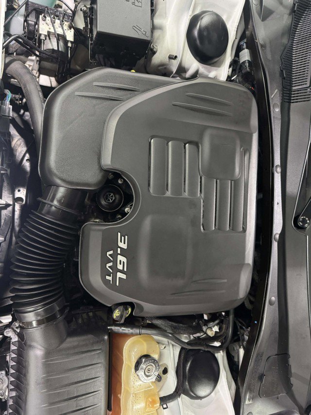 Used 2016 Chrysler 300 Limited w/ Driver Convenience Group image 41