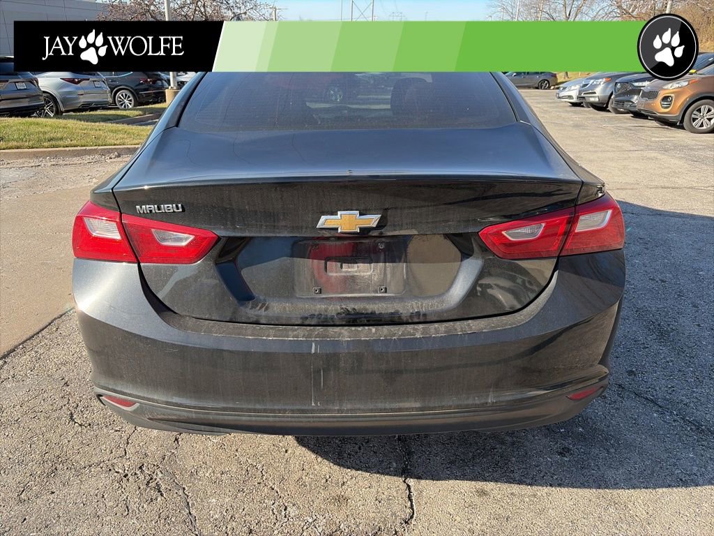 Used 2017 Chevrolet Malibu LS FWD image 6