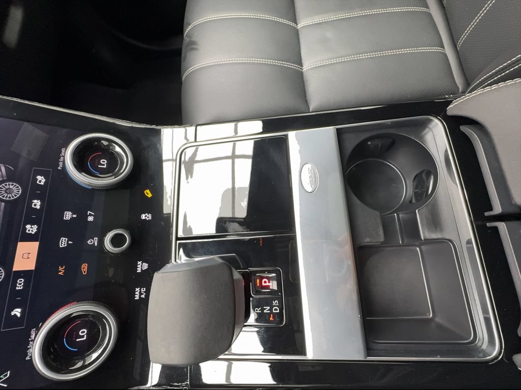 Used 2023 Land Rover Range Rover Velar R-Dynamic S AWD/4WD image 47