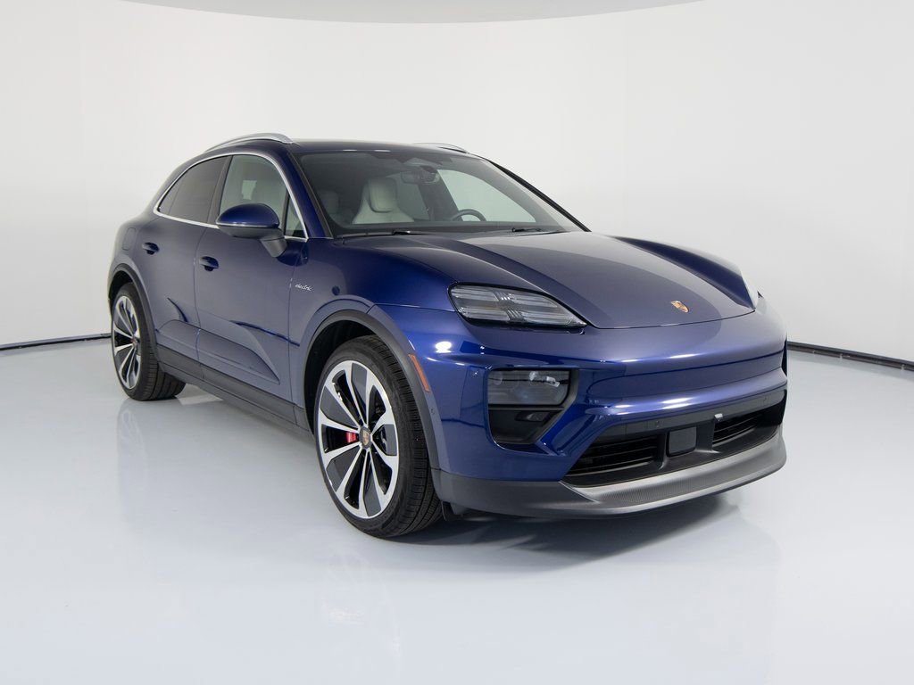 Certified 2025 Porsche Macan 4S Electric image 12