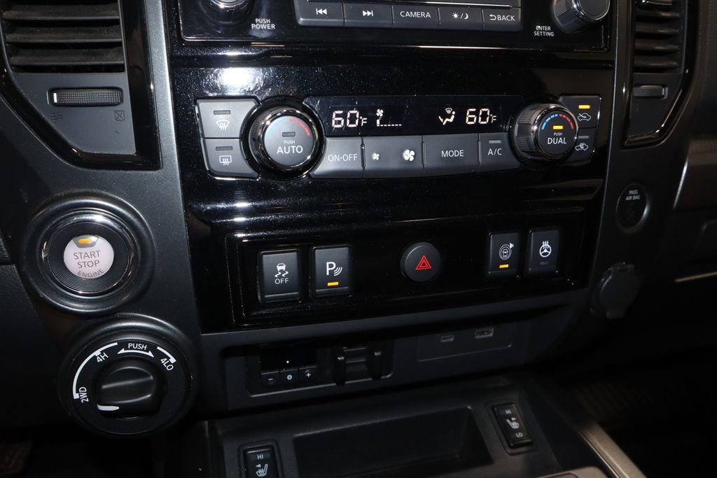 Used 2023 Nissan Titan PRO-4X w/ Pro-4x Convenience Package image 34