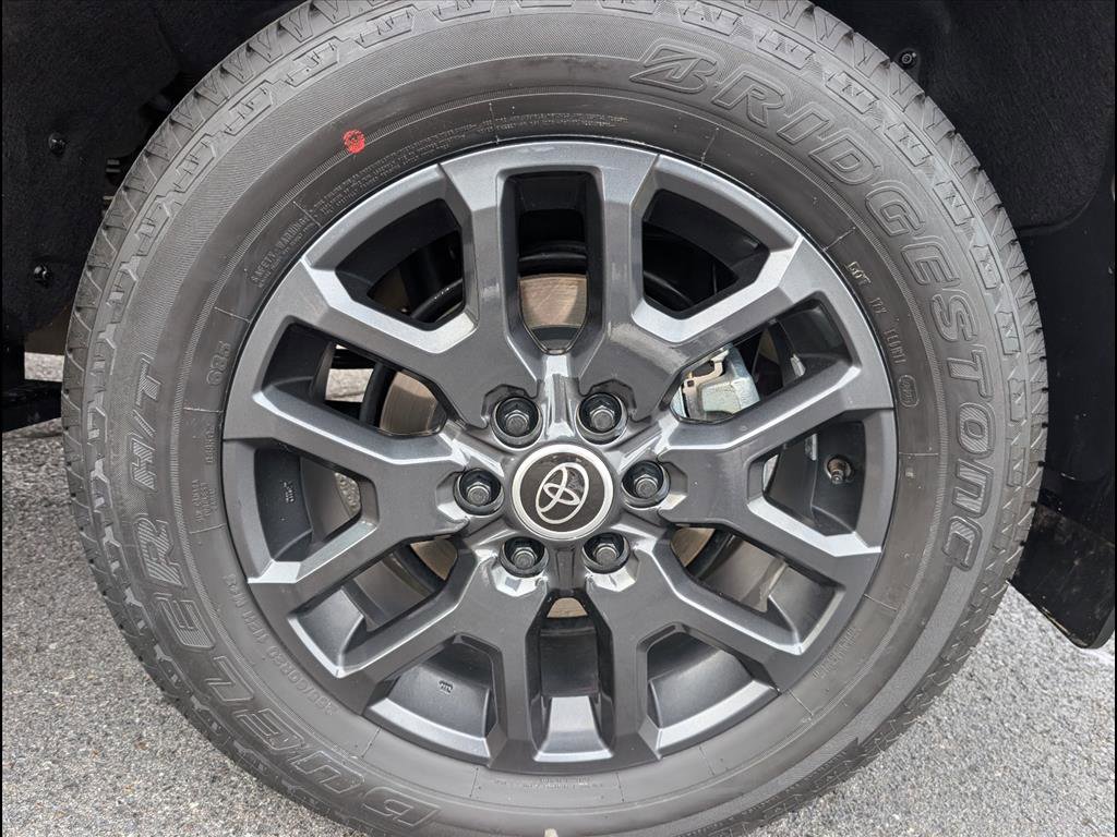 Used 2024 Toyota Sequoia Platinum image 21