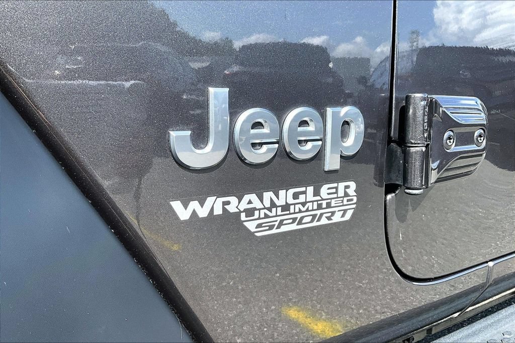 Used 2019 Jeep Wrangler Unlimited Sport S AWD/4WD image 24