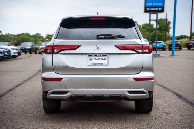 Used 2024 Mitsubishi Outlander SE AWD/4WD image 6