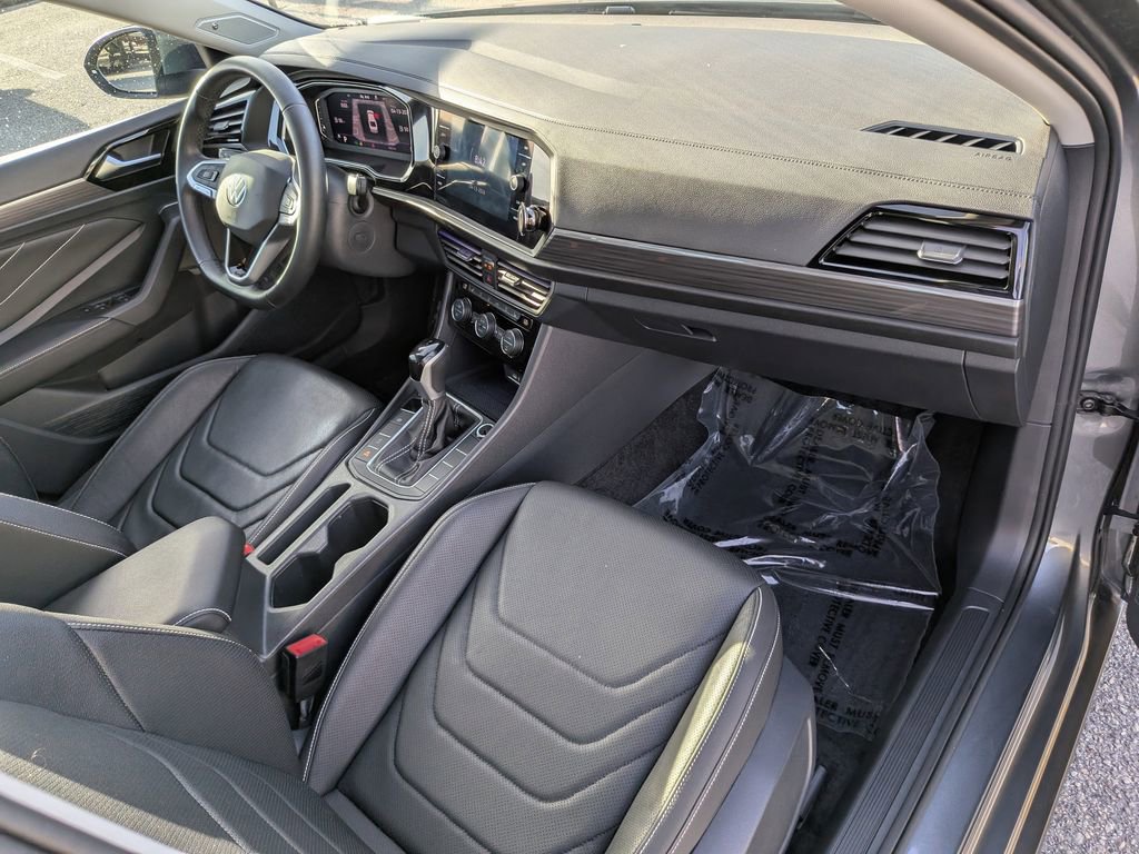 Certified 2024 Volkswagen Jetta SEL image 11
