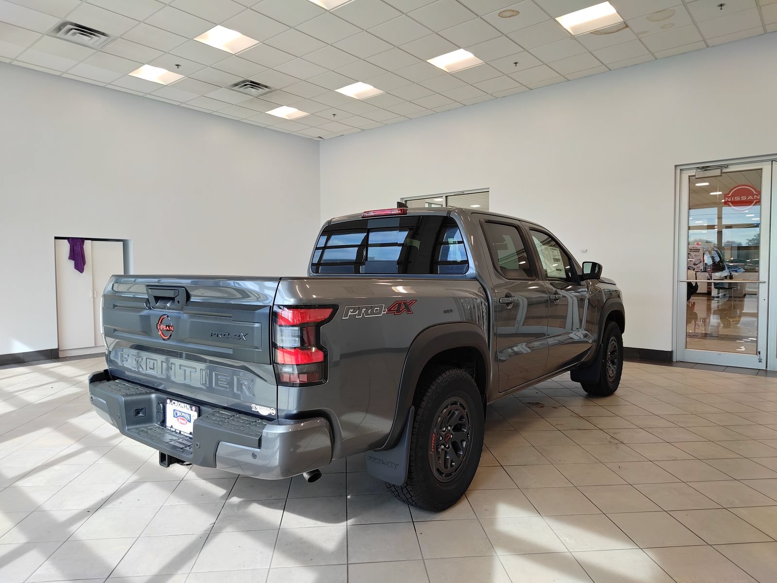 New 2026 Nissan Frontier PRO-4X w/ Pro-4x Convenience Package AWD/4WD image 3