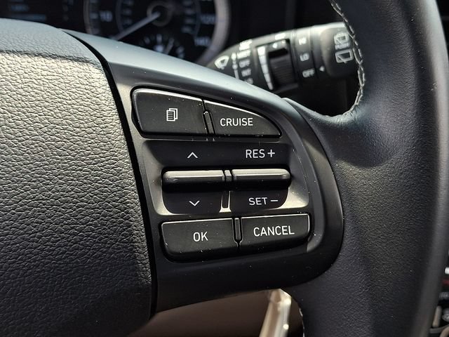 Used 2022 Hyundai Venue SEL FWD image 21