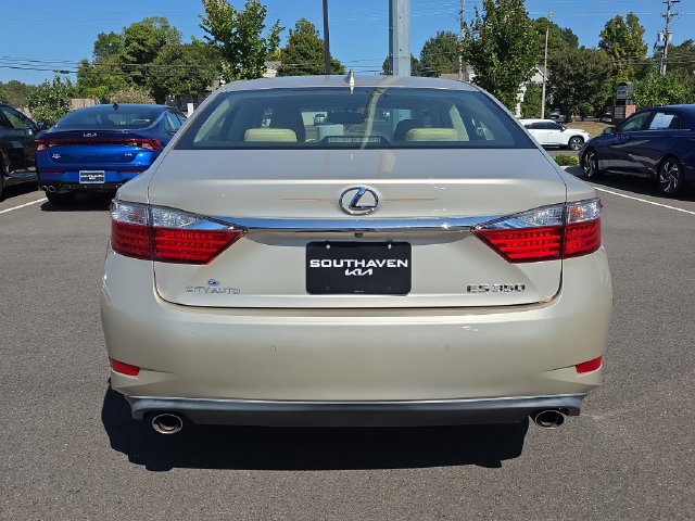 Used 2015 Lexus ES 350 w/ Luxury Package FWD image 4