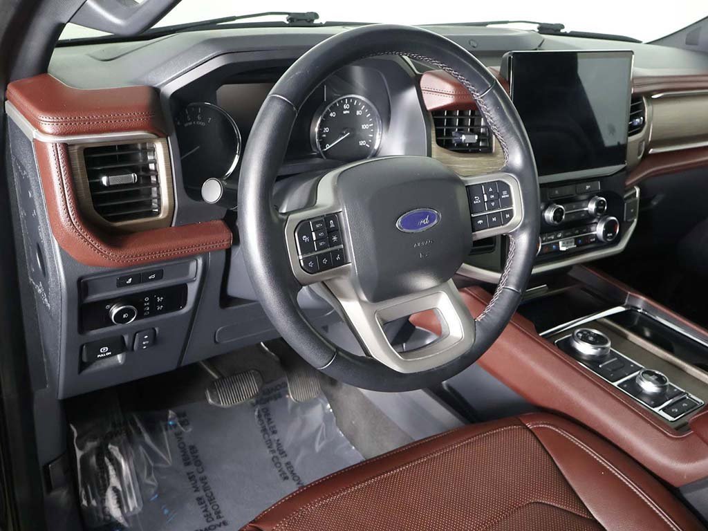 Used 2024 Ford Expedition Max Limited image 31