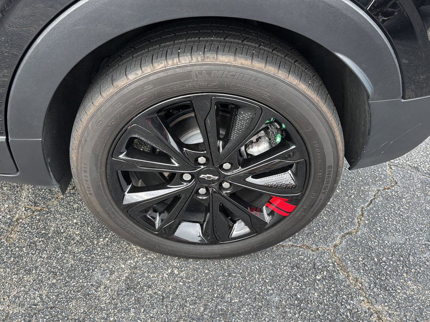 Used 2023 Chevrolet Bolt EUV LT w/ Comfort Package image 33