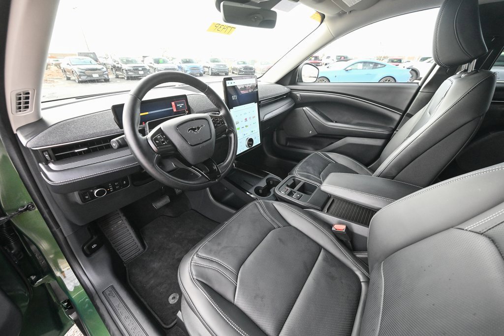 Used 2025 Ford Mustang Mach-E Premium image 18