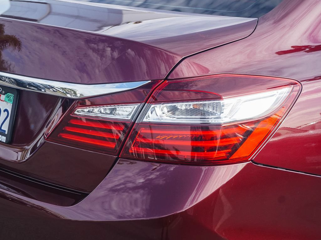 Used 2016 Honda Accord EX-L image 7