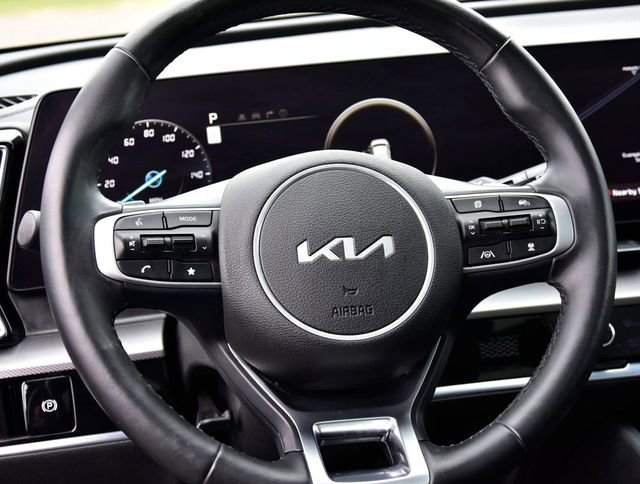 Certified 2023 Kia Sportage SX Prestige AWD/4WD image 17