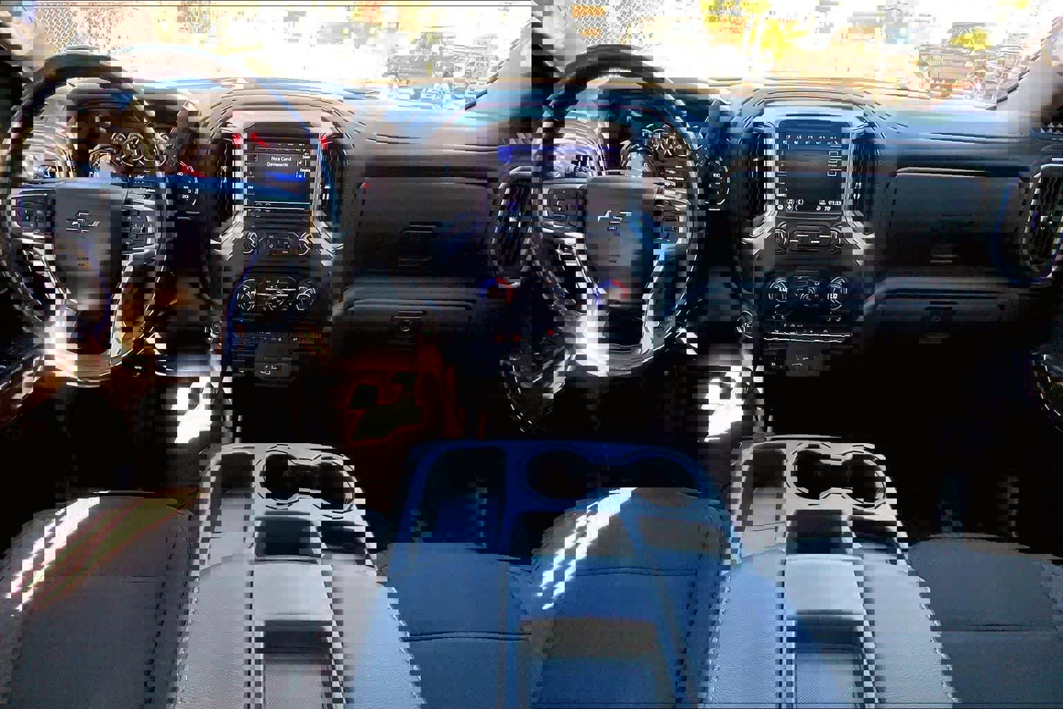 Used 2020 Chevrolet Silverado 1500 RST image 14