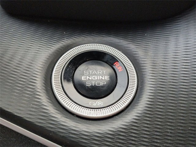 Certified 2024 Jeep Grand Cherokee L Laredo image 21