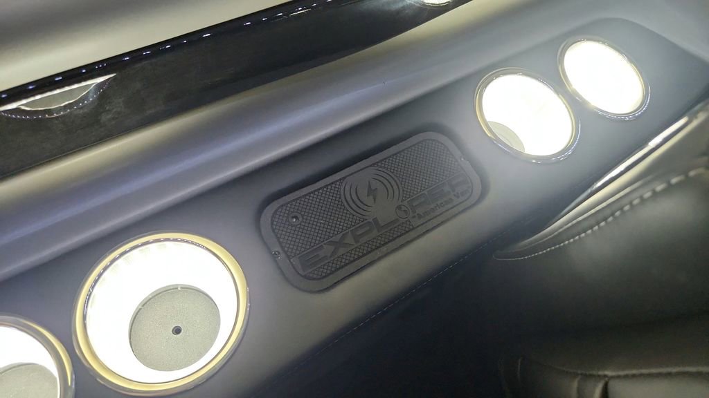 Used 2025 Ford Transit 150 Low Roof AWD image 34