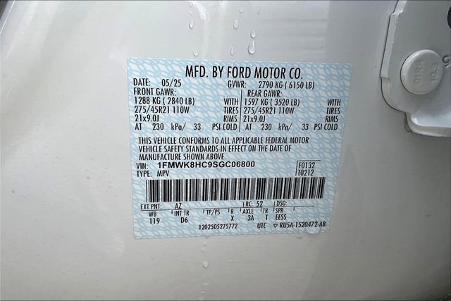 Used 2025 Ford Explorer Platinum w/ Ultimate Package image 31