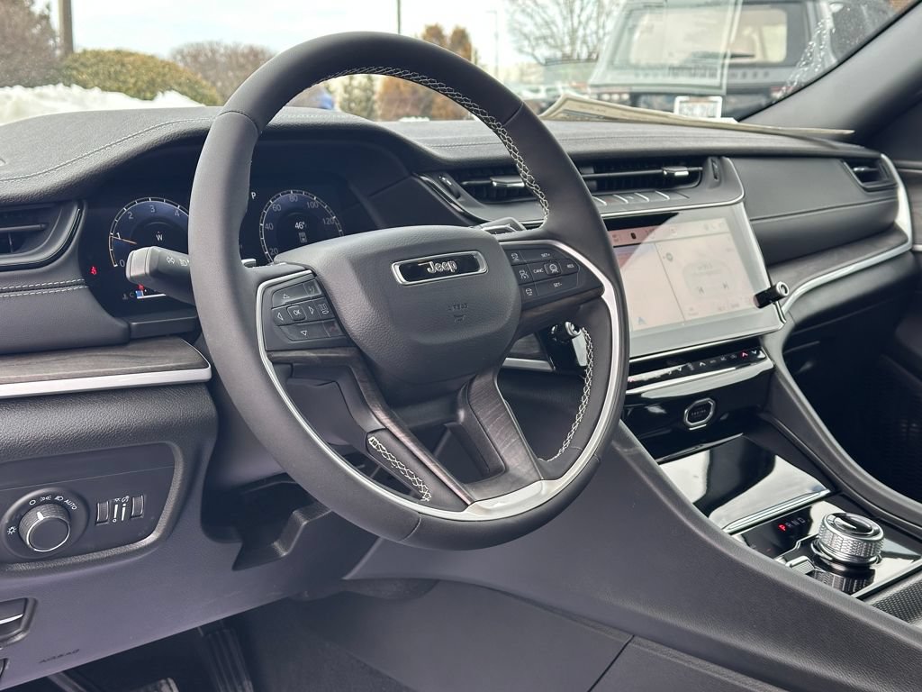 New 2026 Jeep Grand Cherokee Altitude AWD/4WD image 27