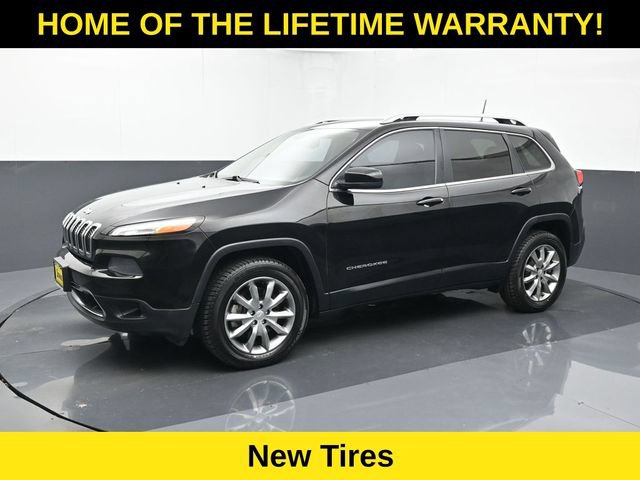 Used 2018 Jeep Cherokee Limited AWD/4WD image 2